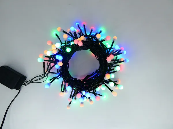 Luces Led de Navidad de Globos D&B 140 Bombillos con Funciones Multicolor 2.5 Mts